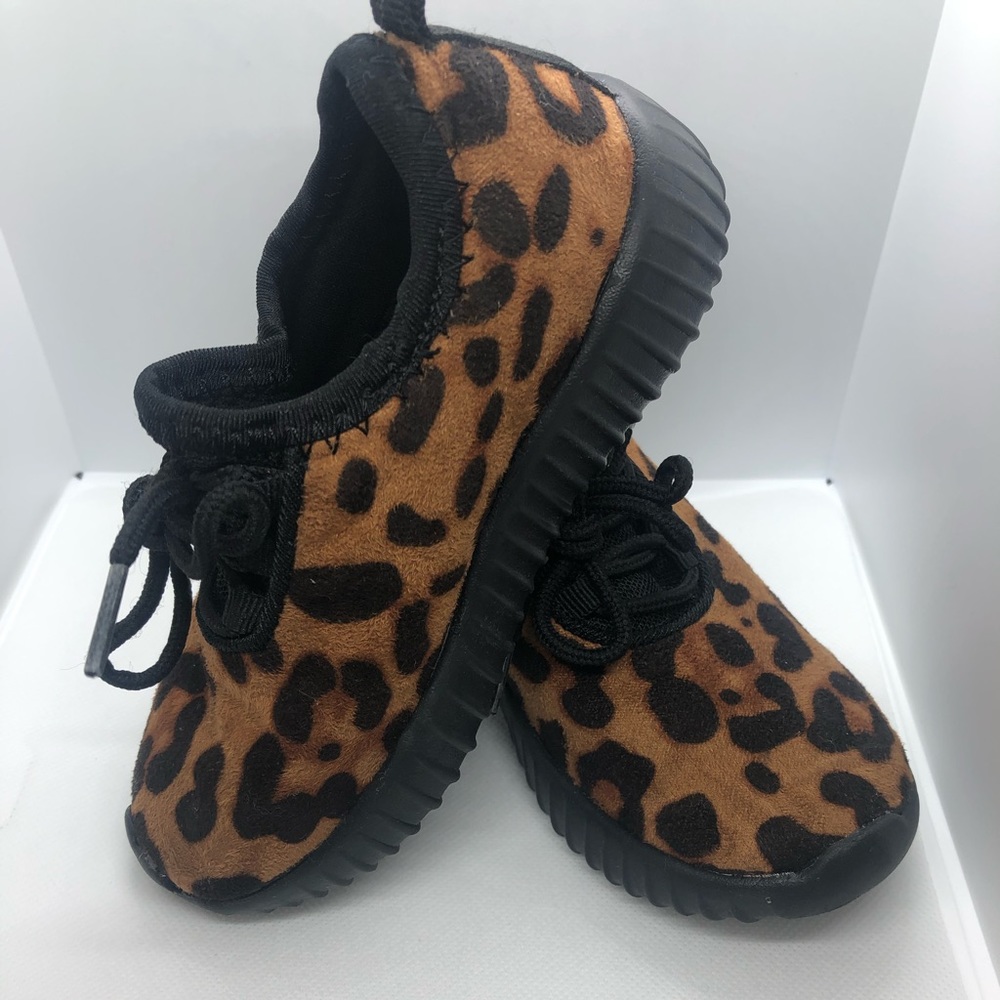 New Toddler Faux Suede Leopard Print Sneakers